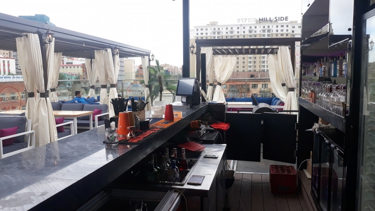 M lounge